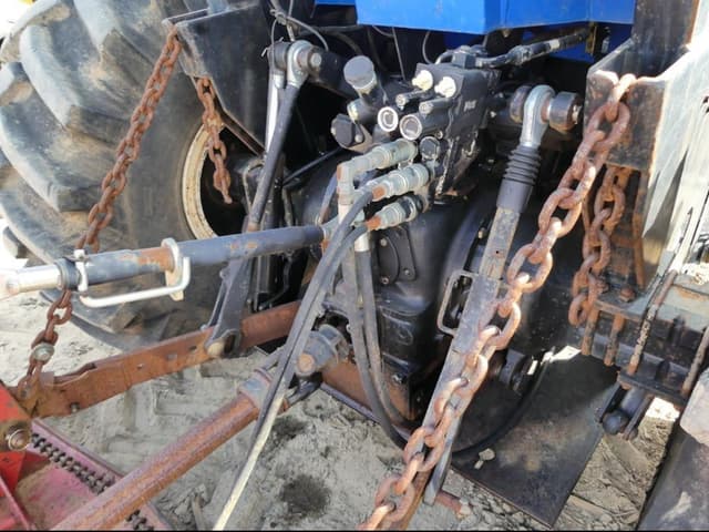 Image of New Holland TS6030 equipment image 4