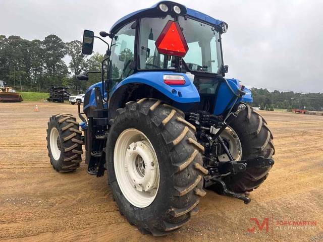 Image of New Holland TS6.110 equipment image 3