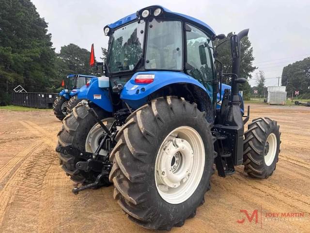 Image of New Holland TS6.110 equipment image 2