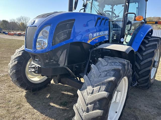 Image of New Holland TS6.120 equipment image 2