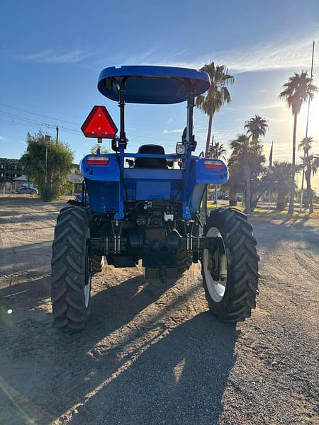 Image of New Holland TS6.120 equipment image 3