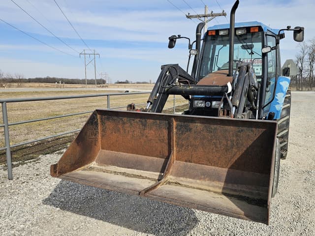 Image of New Holland TS90 equipment image 2