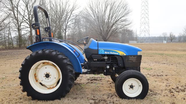 Image of New Holland TT50A equipment image 1