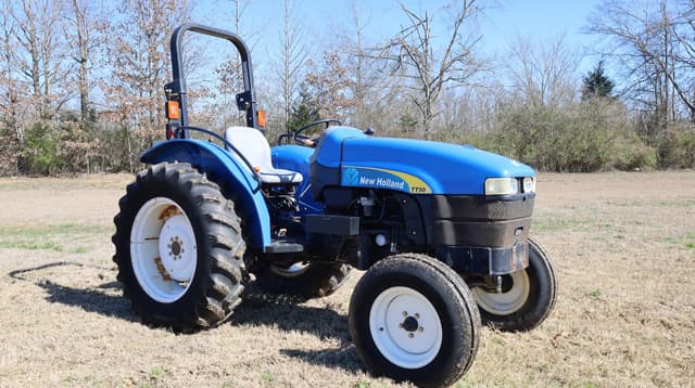Image of New Holland TT50A equipment image 2