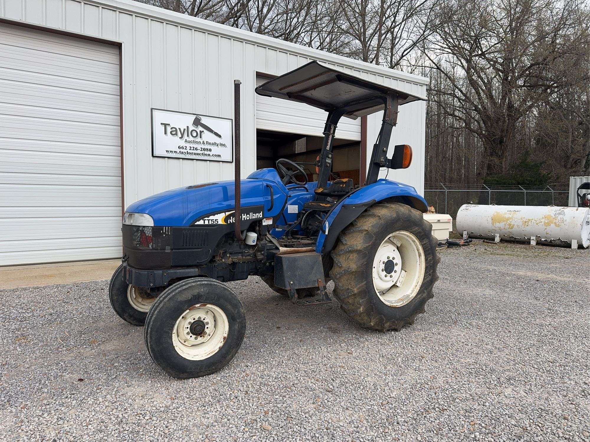 New Holland TT55 Equipment Image0