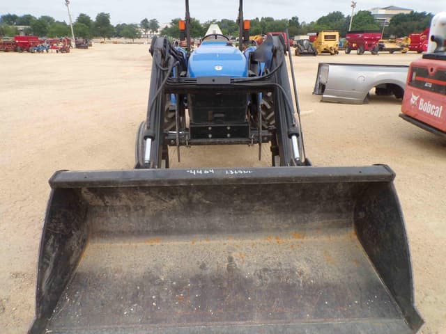Image of New Holland TT60A equipment image 2