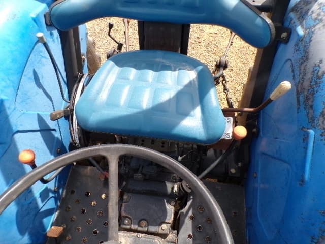 Image of New Holland TT60A equipment image 4