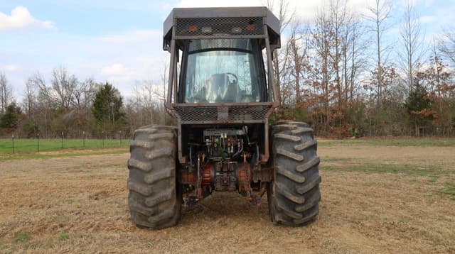 Image of New Holland TV140 equipment image 2