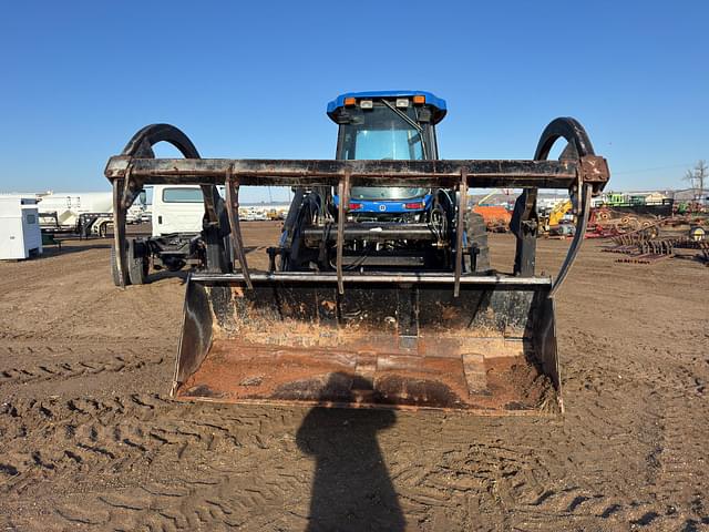 Image of New Holland TV140 equipment image 2