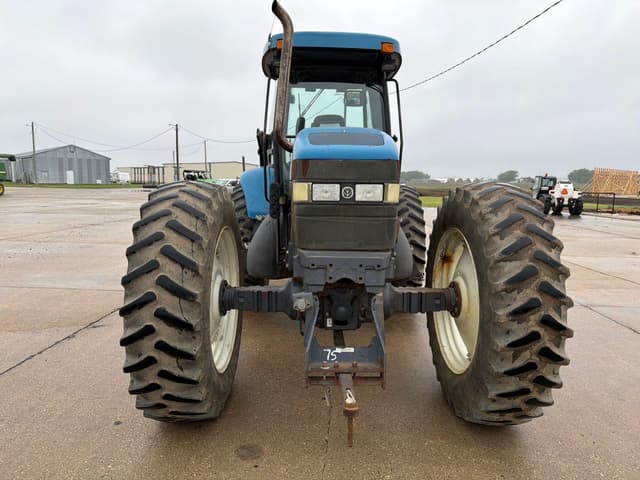 Image of New Holland TV140 equipment image 3