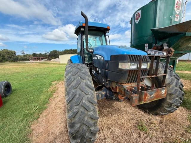 Image of New Holland TV145 equipment image 2