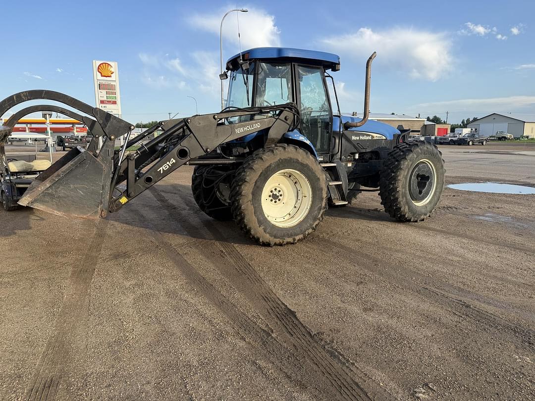 Image of New Holland TV145 Primary image