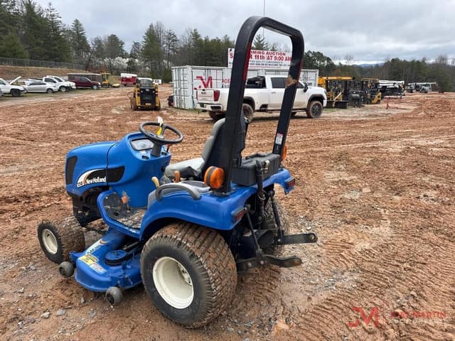 Image of New Holland TZ18DA equipment image 2