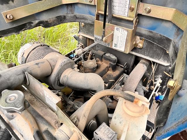 Image of New Holland TZ18DA equipment image 3