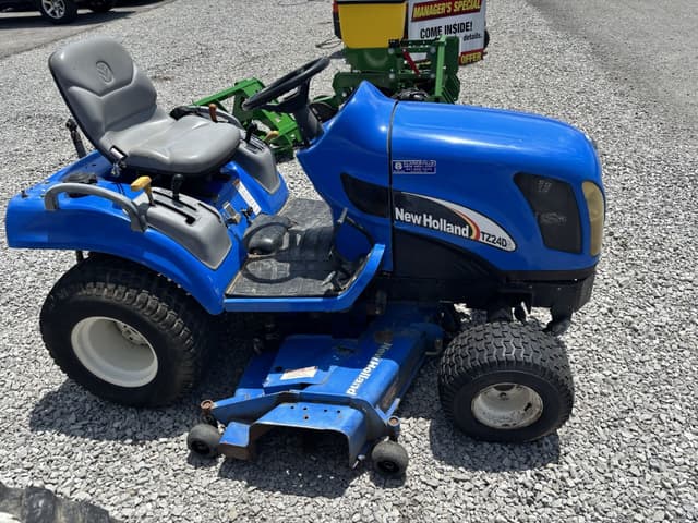 Image of New Holland TZ24DA equipment image 1