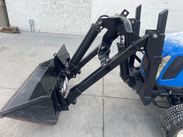 Image of New Holland TZ25DA equipment image 1