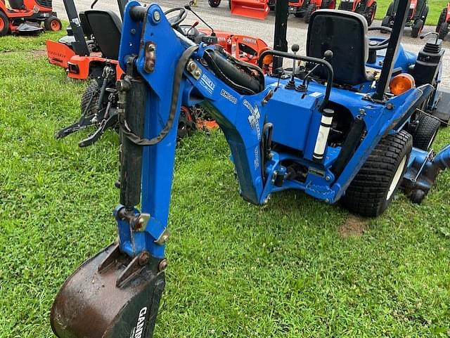 Image of New Holland TZ25DA equipment image 4