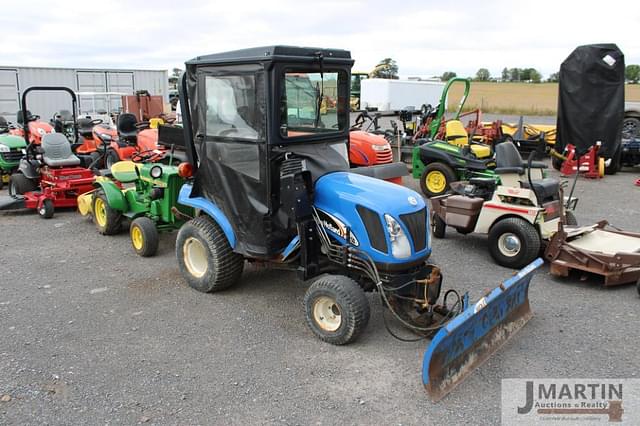 Image of New Holland TZ25DA equipment image 1