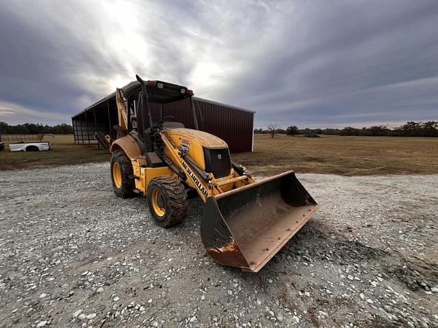 Image of New Holland B95C equipment image 3