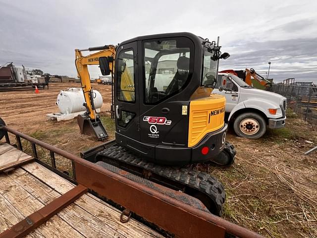 Image of New Holland E60C equipment image 1