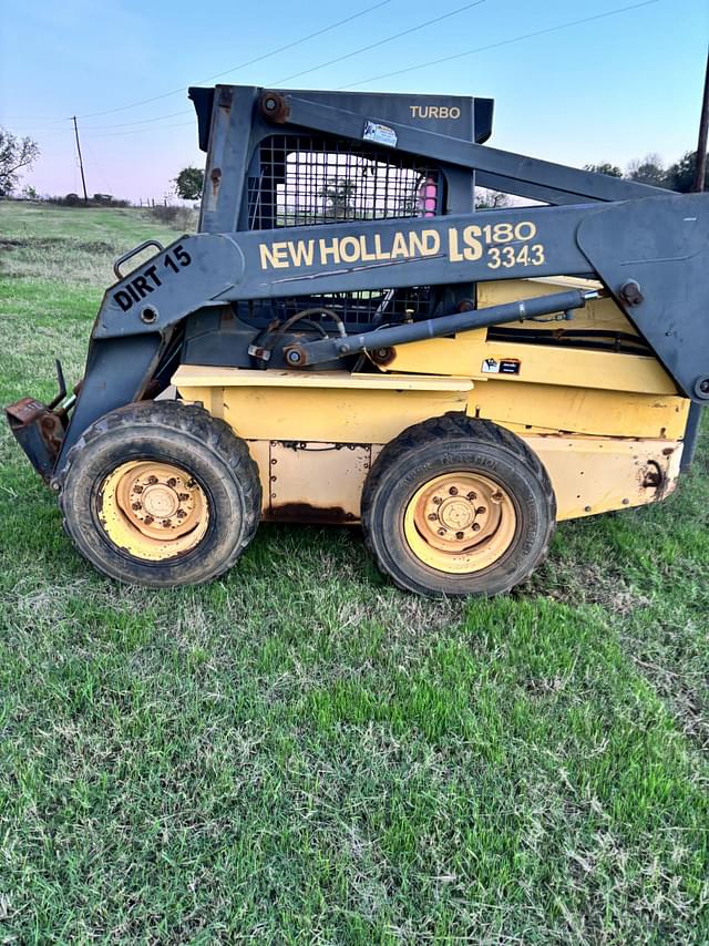 Image of New Holland LS180 equipment image 4