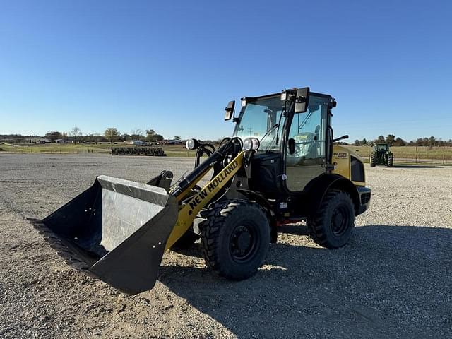 Image of New Holland W50C equipment image 1