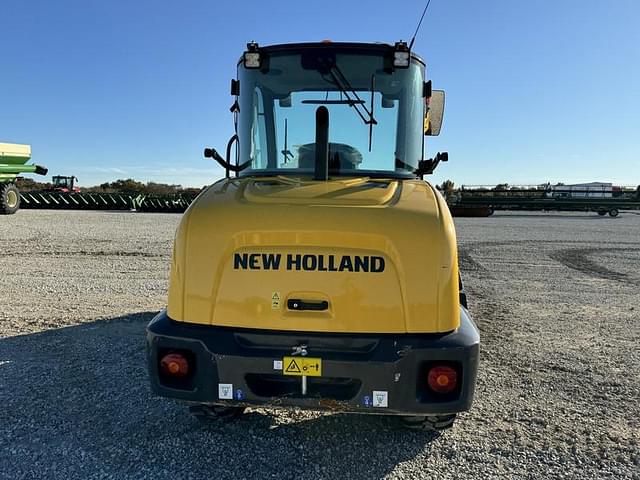 Image of New Holland W50C equipment image 4