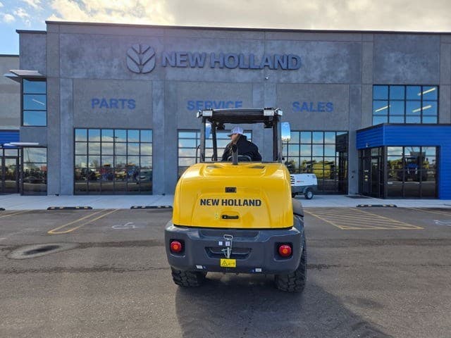 Image of New Holland W80C equipment image 2