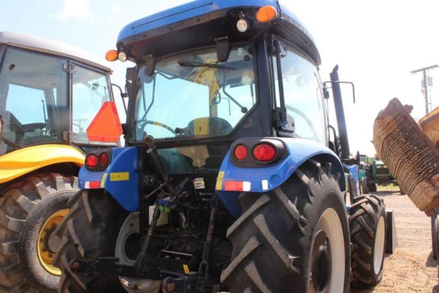 Image of New Holland Workmaster 75 equipment image 2