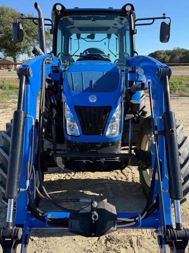 Image of New Holland Workmaster 105 equipment image 3