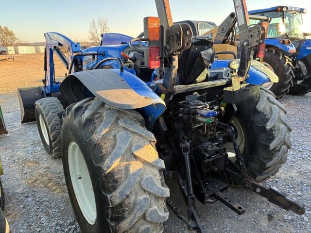 Image of New Holland Workmaster 105 equipment image 3
