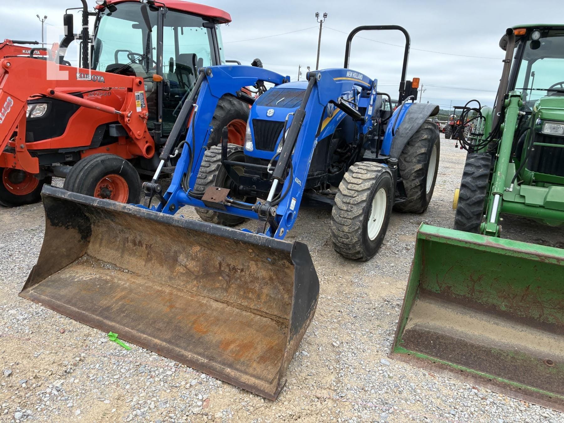 New Holland Workmaster 105 Equipment Image0
