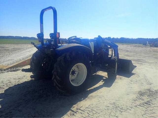 Image of New Holland Workmaster 105 equipment image 4