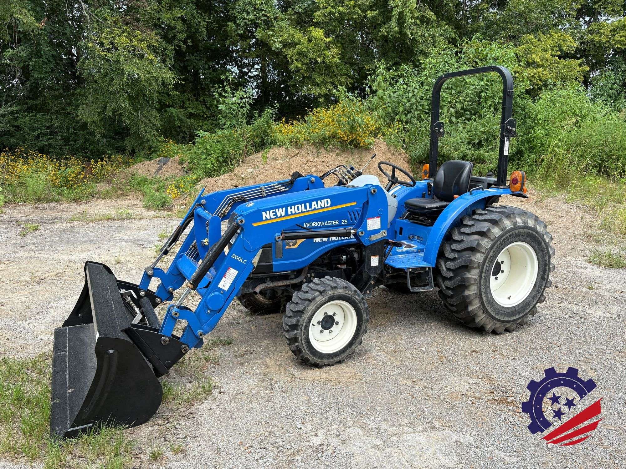 New Holland Workmaster 25 Equipment Image0