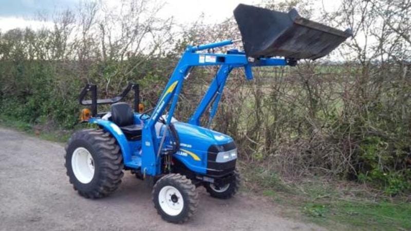 New Holland Workmaster 25 Equipment Image0