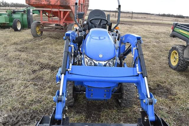 Image of New Holland Workmaster 25S equipment image 4