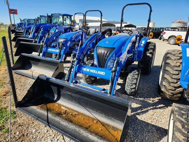 Image of New Holland Workmaster 35 equipment image 2