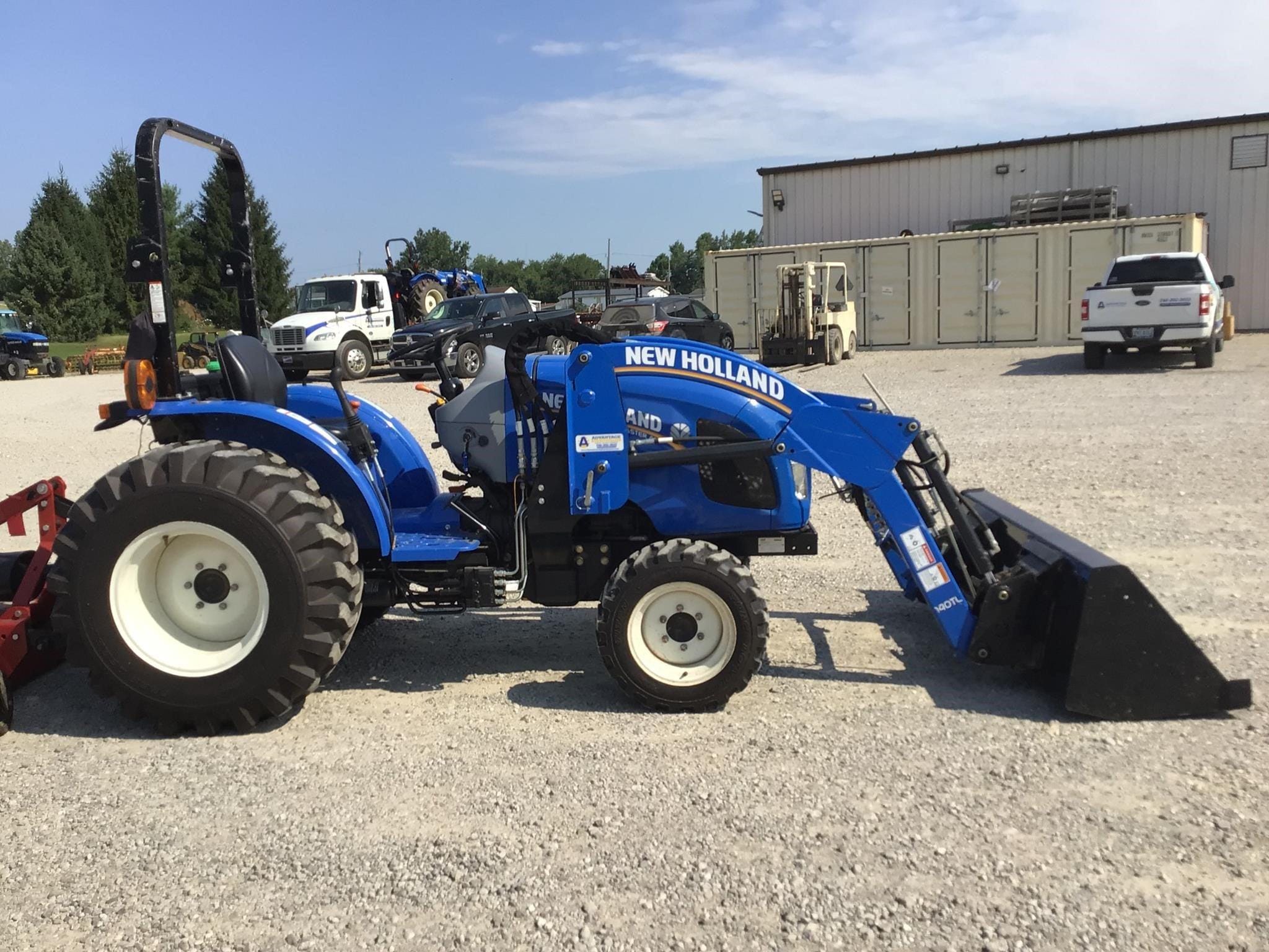 New Holland Workmaster 40 Equipment Image0