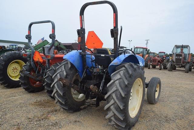 Image of New Holland Workmaster 55 equipment image 2