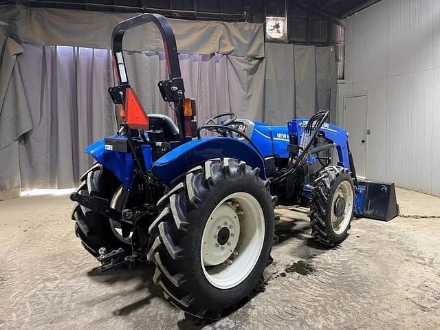 Image of New Holland Workmaster 55 equipment image 4