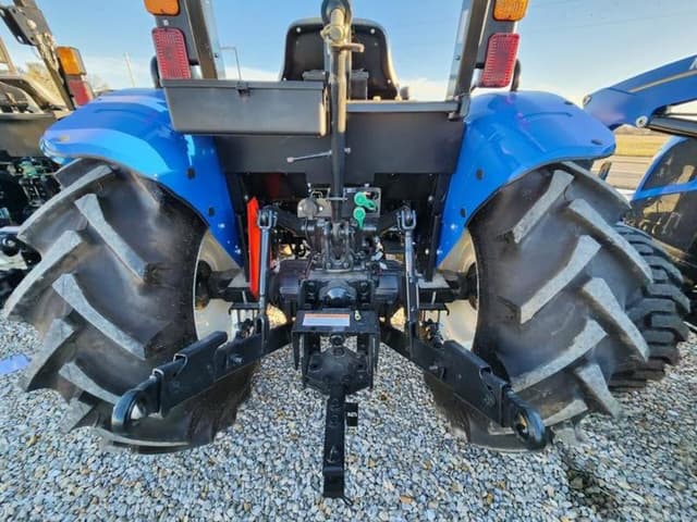Image of New Holland Workmaster 60 equipment image 3