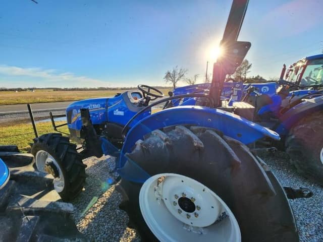 Image of New Holland Workmaster 60 equipment image 1