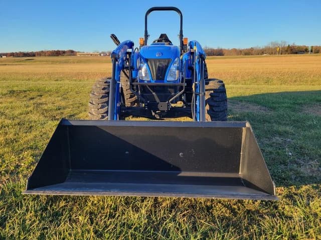 Image of New Holland Workmaster 60 equipment image 2