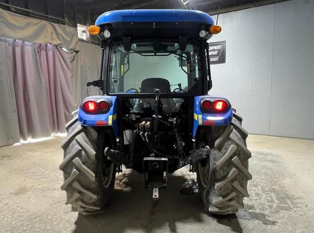 Image of New Holland Workmaster 65 equipment image 3