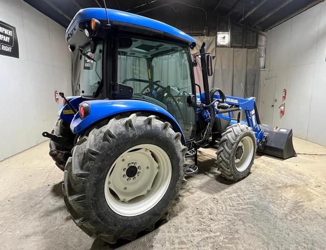 Image of New Holland Workmaster 65 equipment image 4