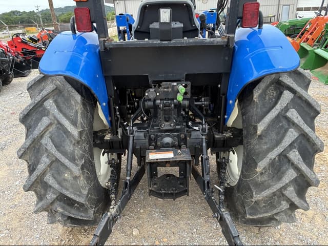 Image of New Holland Workmaster 70 equipment image 4