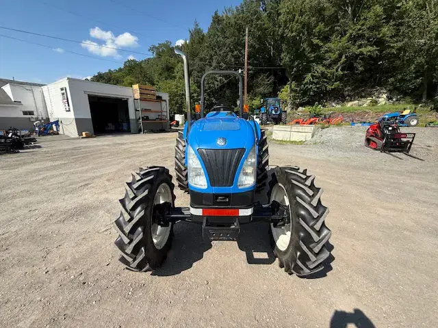 Image of New Holland Workmaster 70 equipment image 3