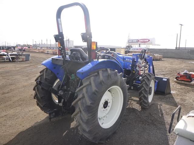 Image of New Holland Workmaster 70 equipment image 2