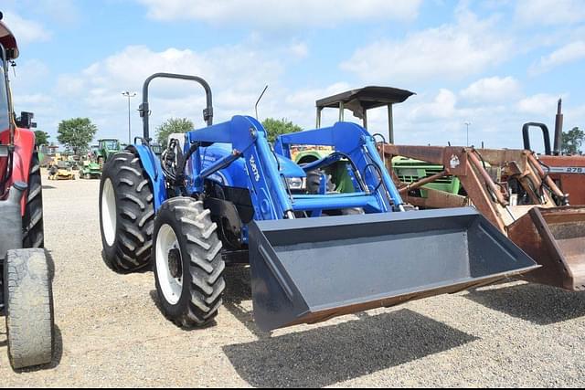 Image of New Holland Workmaster 75 equipment image 3