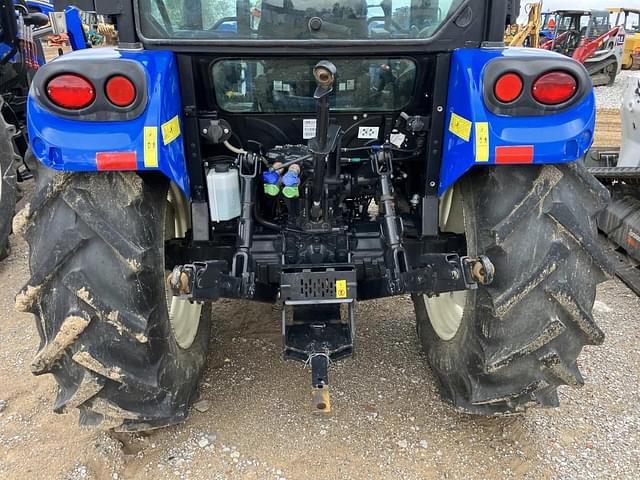 Image of New Holland Workmaster 75 equipment image 4